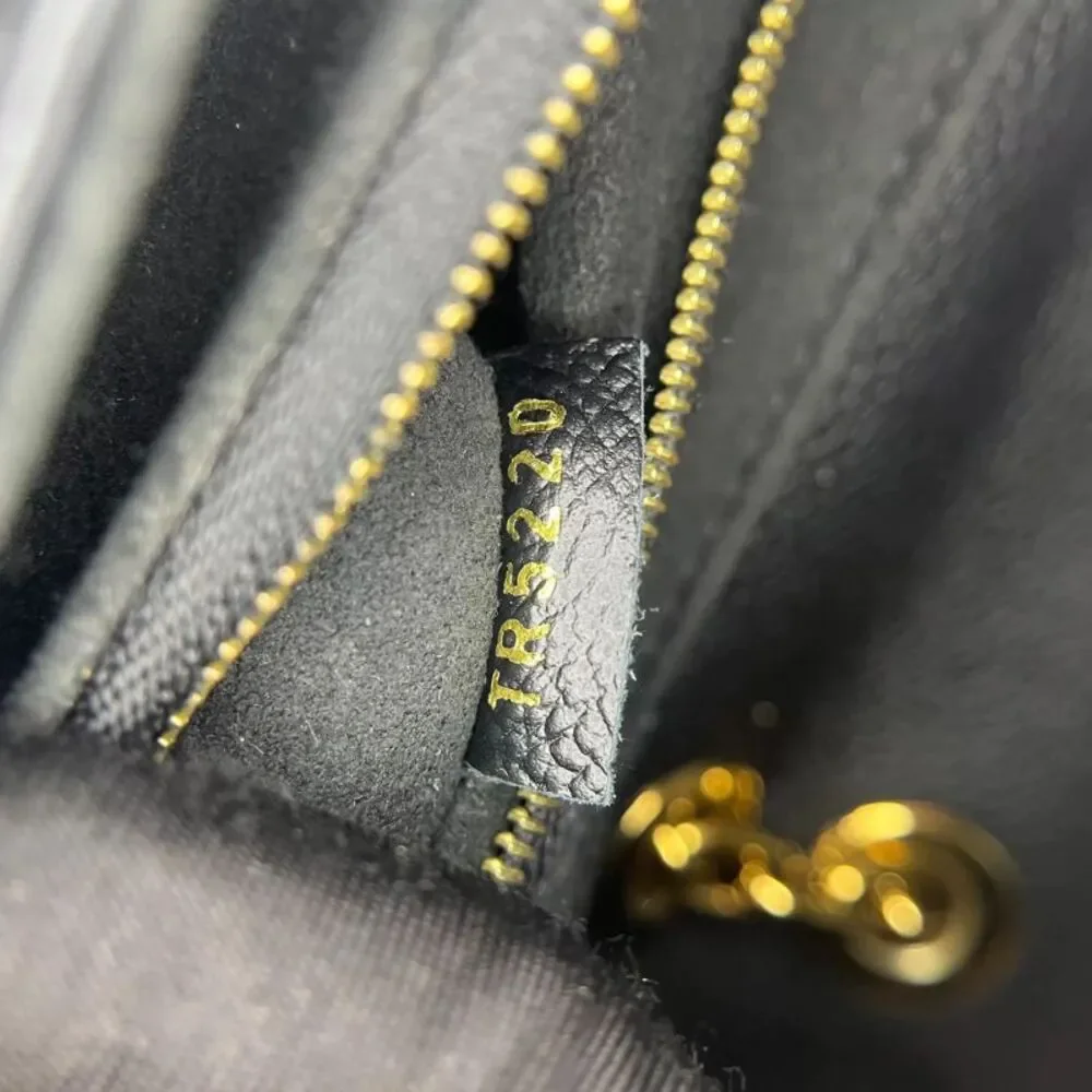 Louis Vuitton Women Pre-Loved Bag Very Good Condition